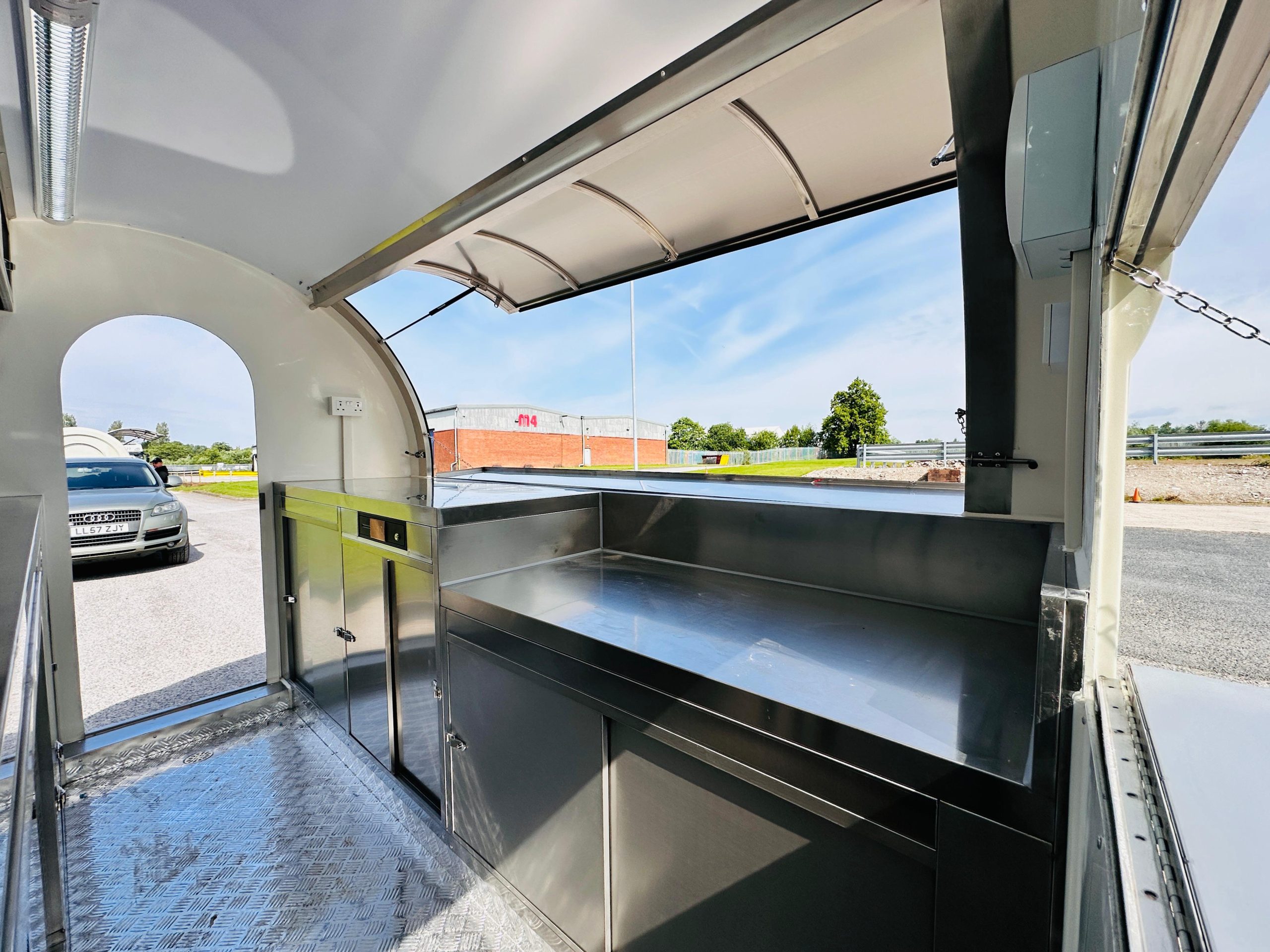 2.8m Grey Catering Pod — Fridge - Image 11