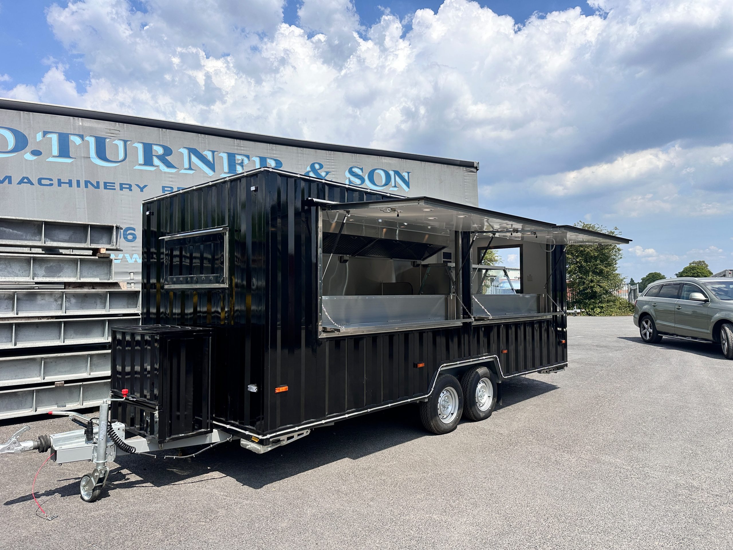 5.5m Black Container Trailer — Fridge & Extraction - Image 6