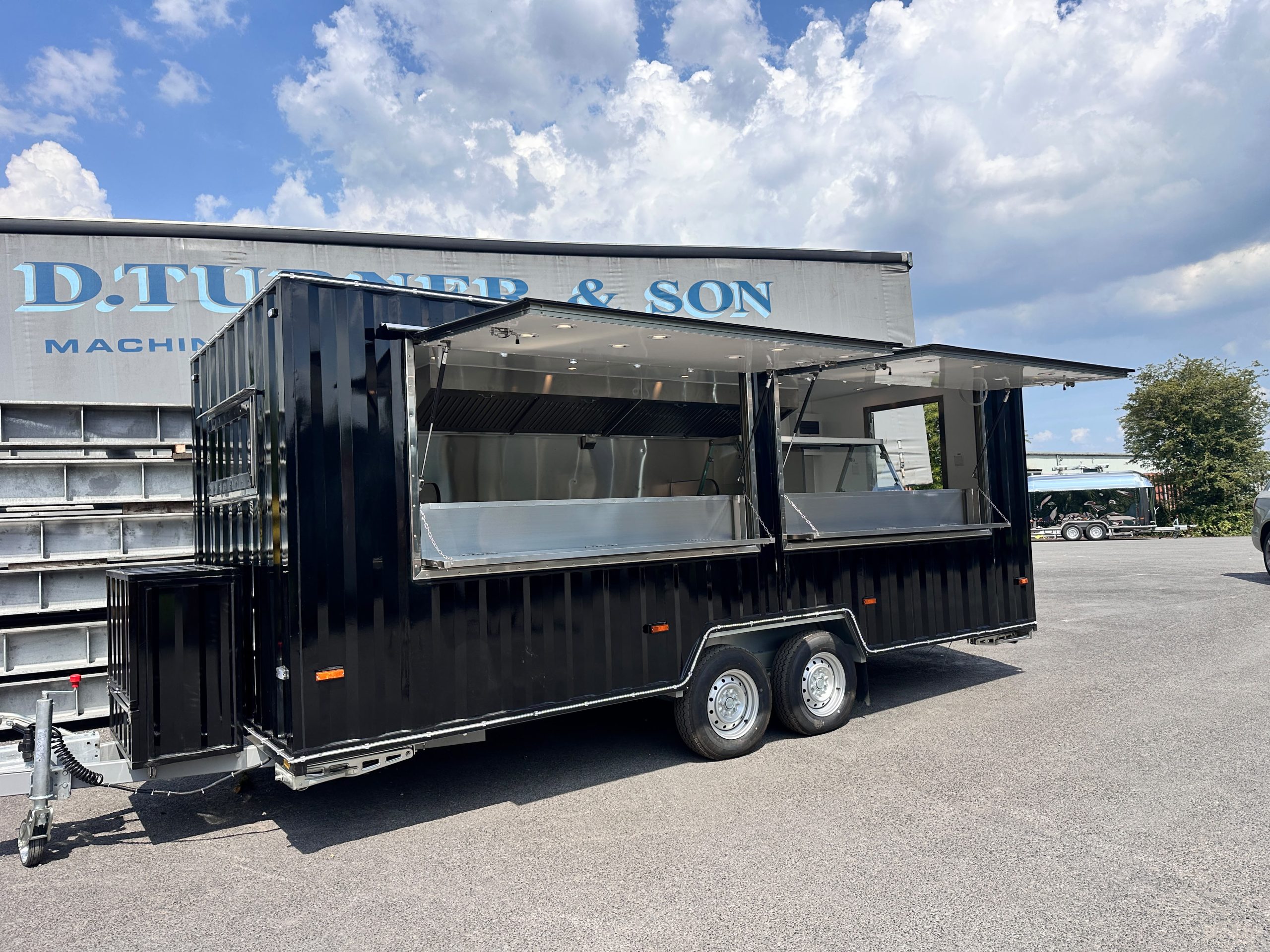 5.5m Black Container Trailer — Fridge & Extraction
